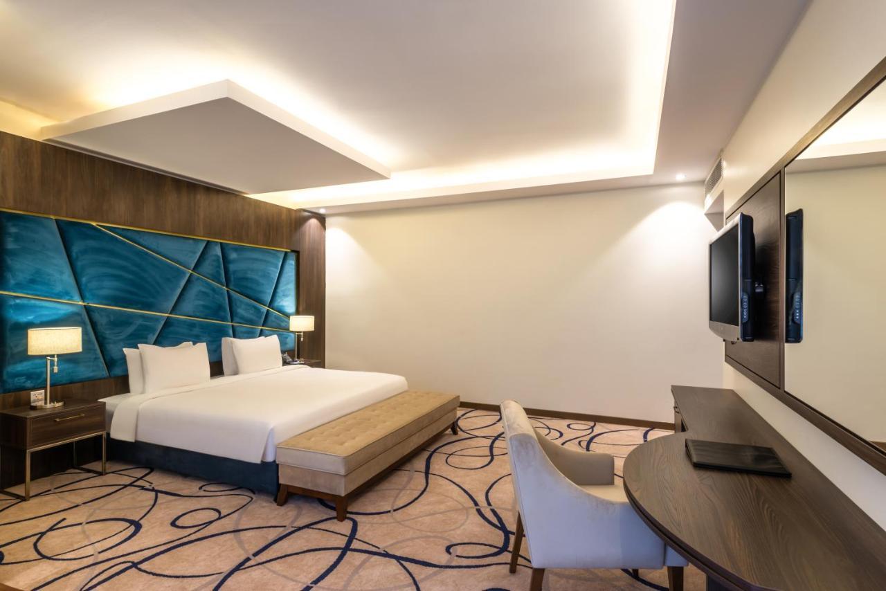 Warwick Riyadh Al Wezarat Exteriér fotografie